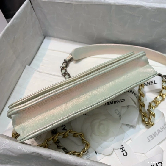 Firstbag Ru CHANEL19 ON WALLET CHAIN 0727